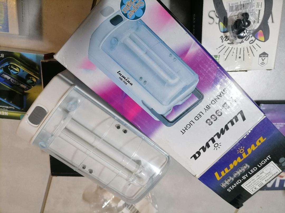 Bulk lot of untested electronics - one bid for the lot