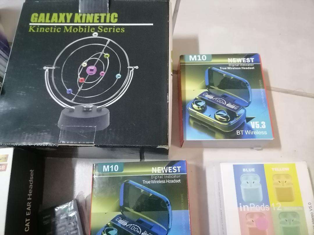 Bulk lot of untested electronics - one bid for the lot