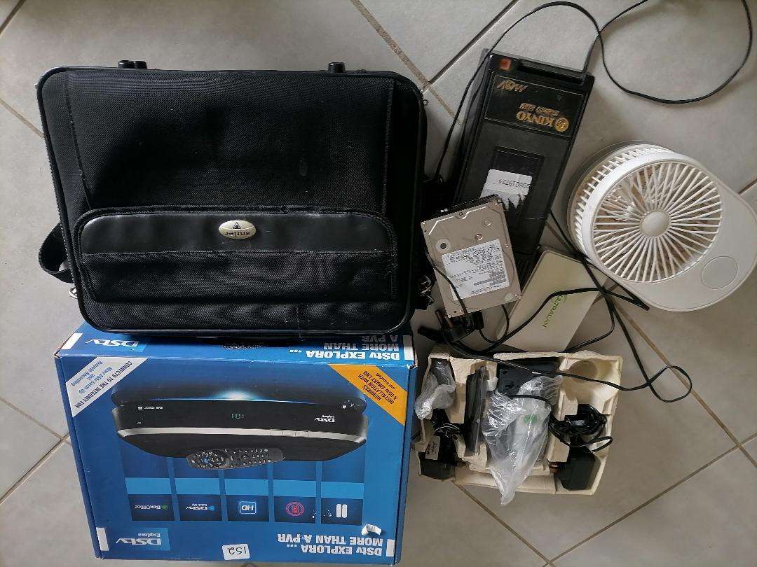 Bulk lot of untested electronics - one bid for the lot