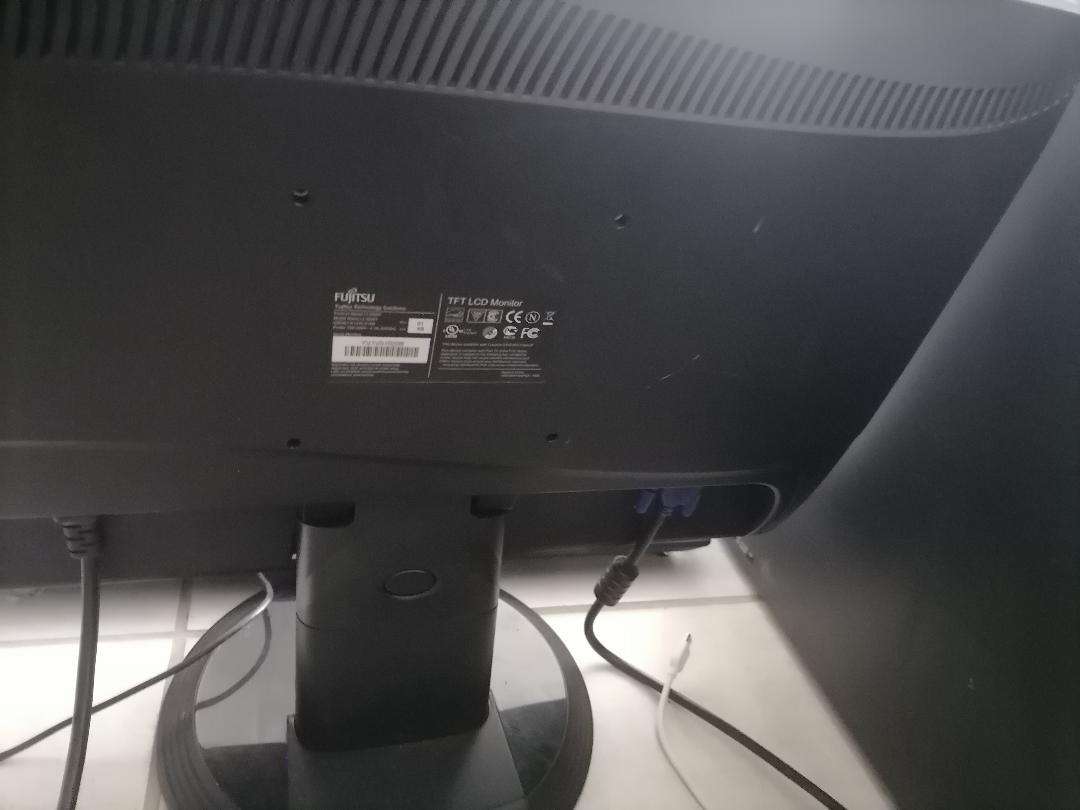 Lenovo Duo Core PC Desktop with Fujitsu 20 Inch LCD Screen + Keyboard/Mouse