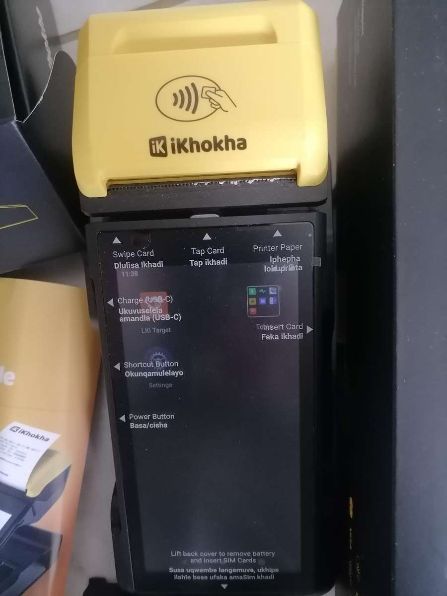 New iKhokha Flyer Card Machine with Charging Station & Accessories