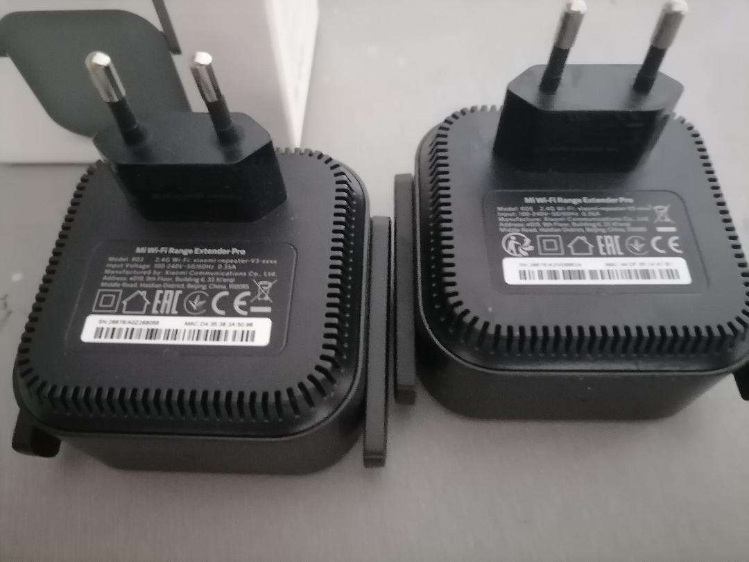 LOT OF 2 X Xiaomi Mi R03 WiFi Range Extenders - Black