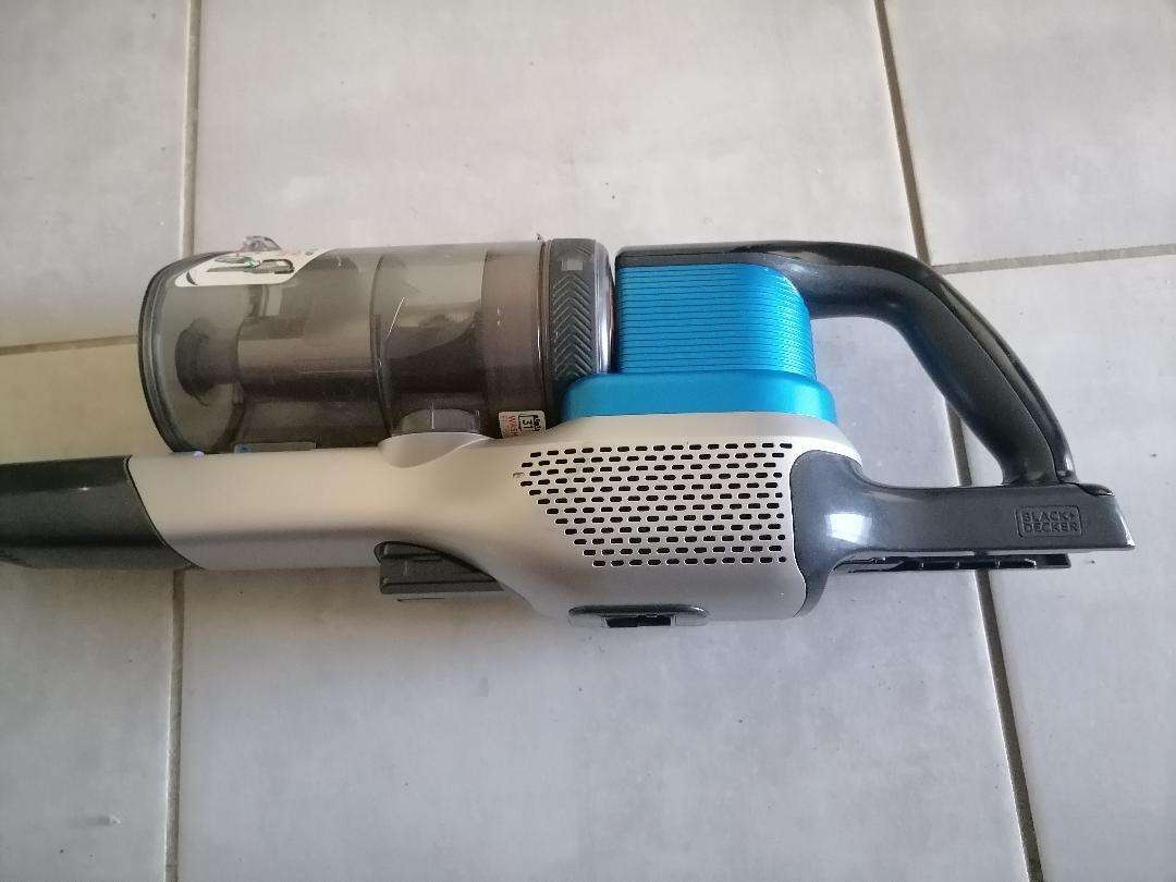 Black and Decker Power Series Extreme Cordless Vacuum