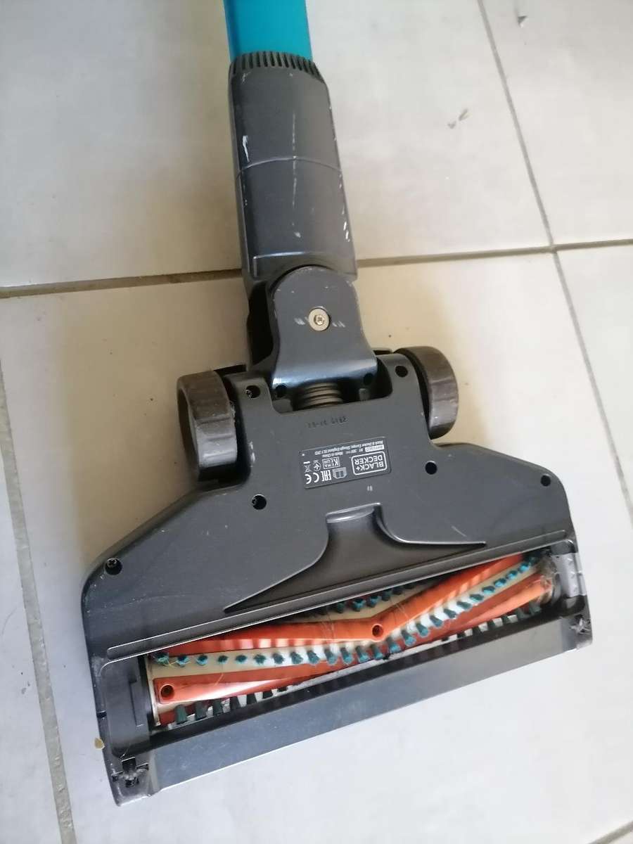 Black and Decker Power Series Extreme Cordless Vacuum