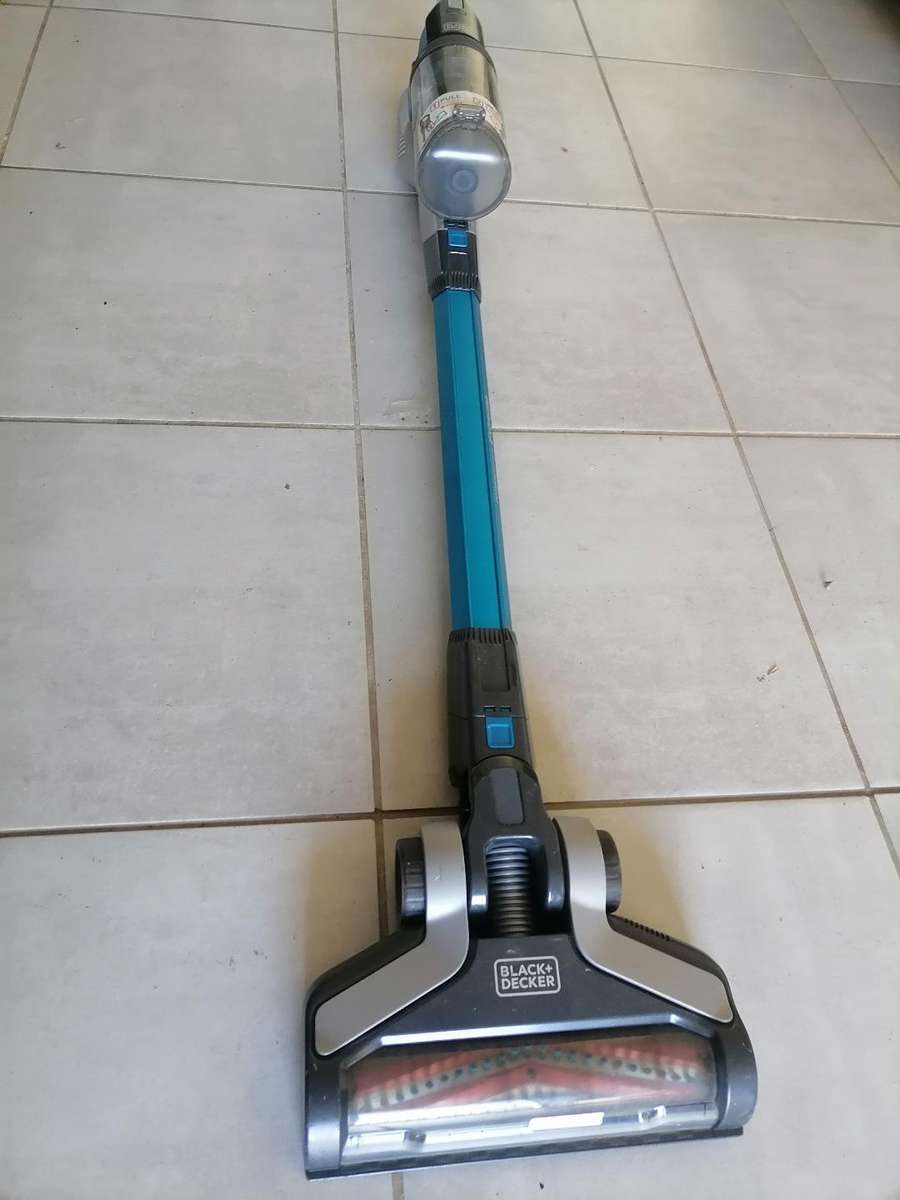 Black and Decker Power Series Extreme Cordless Vacuum