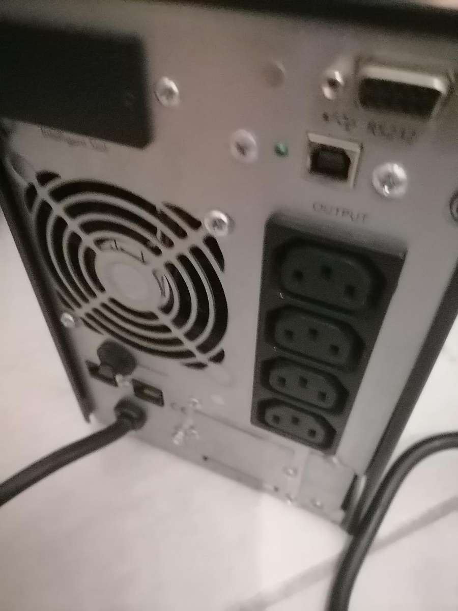 GiCOM online UPS 2000VA/1800W