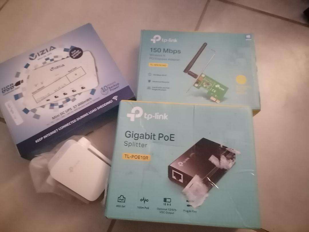 LOT OF PC ACCESSORIES