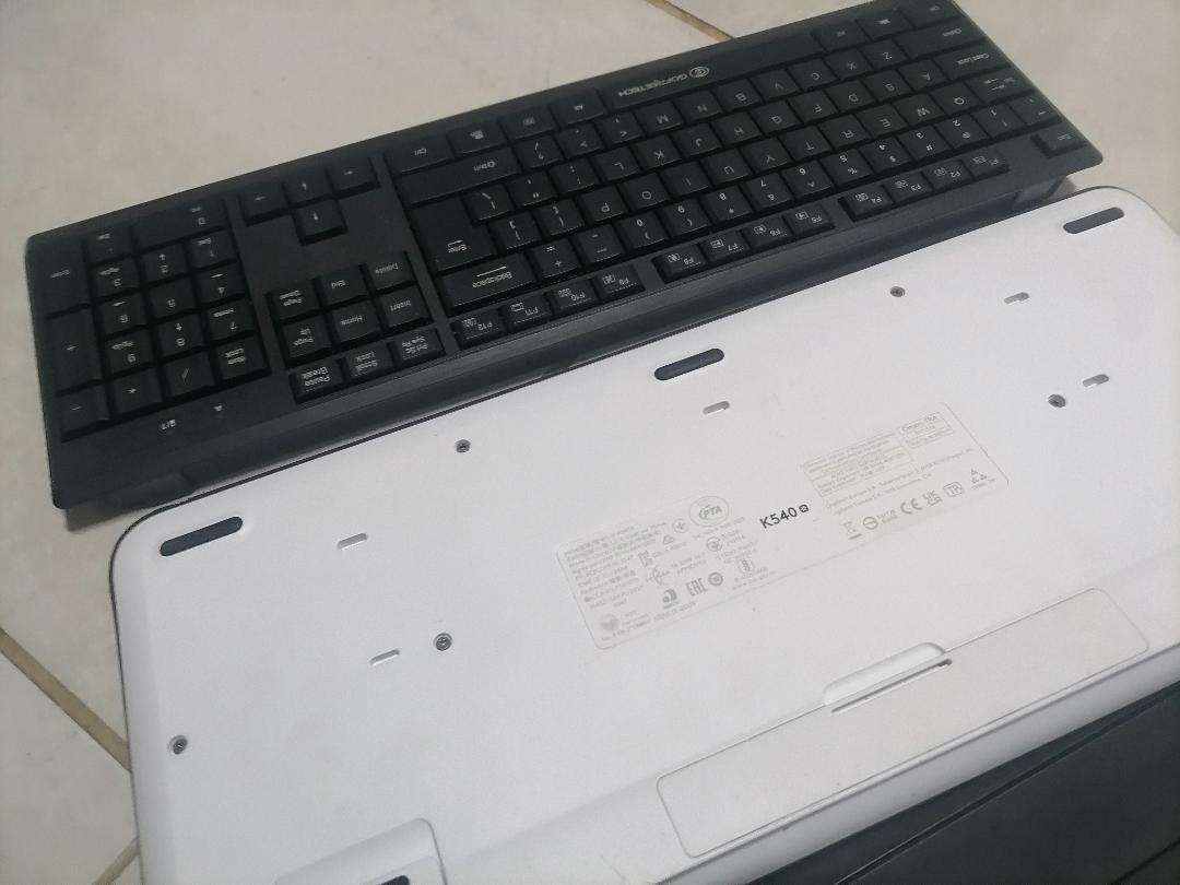 BULK LOT OF PC ACCESSORIES