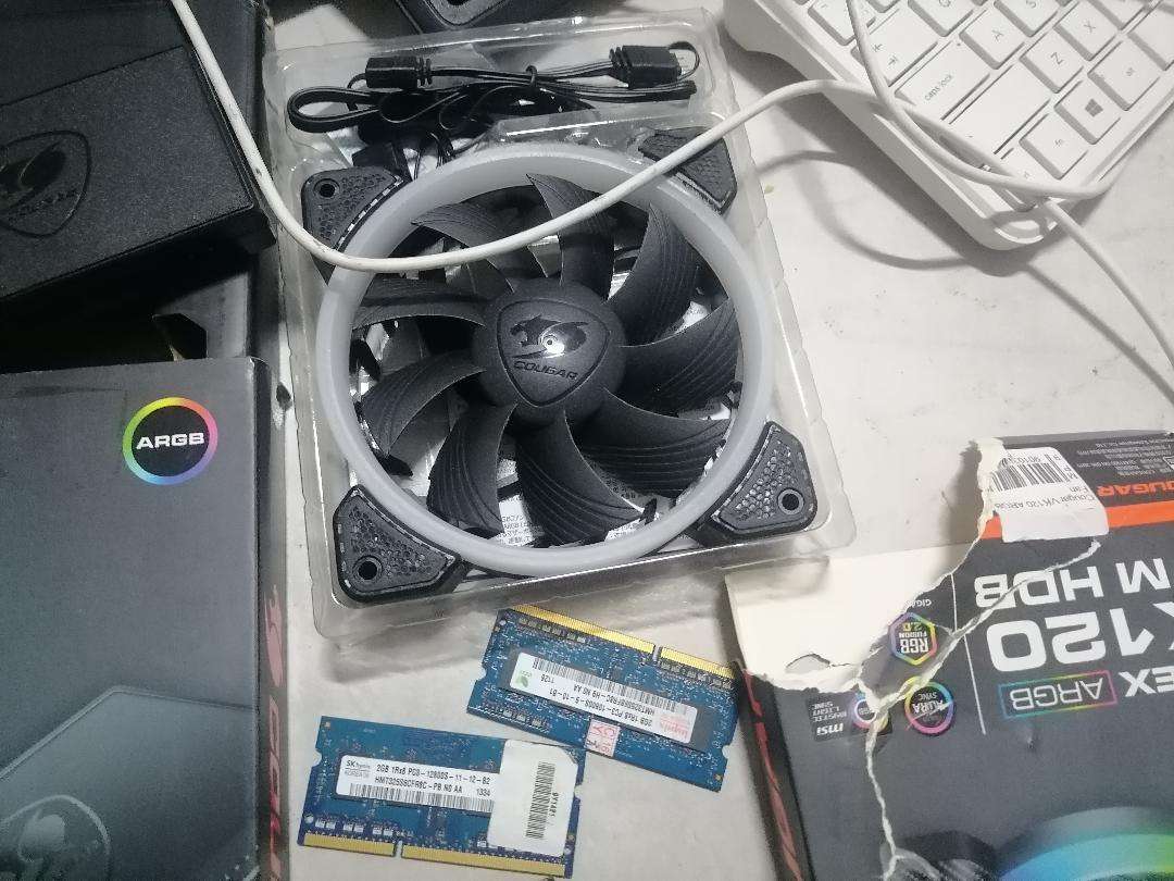 BULK LOT OF PC ACCESSORIES