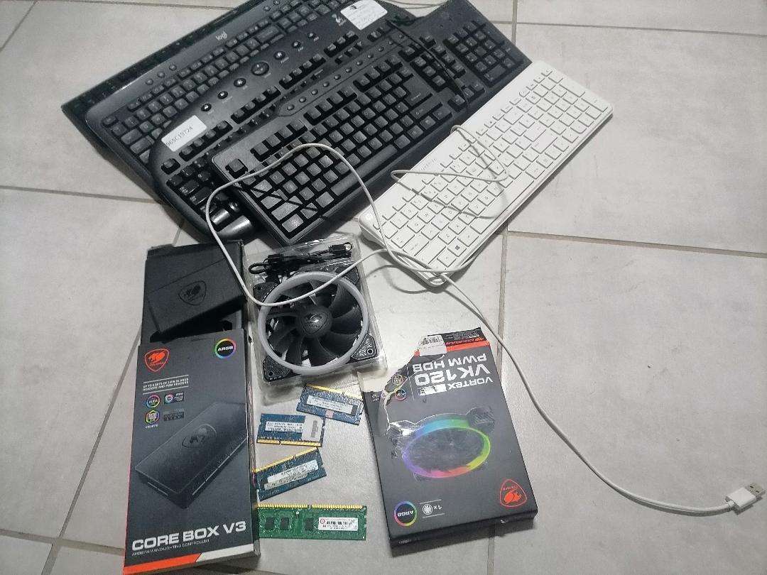 BULK LOT OF PC ACCESSORIES
