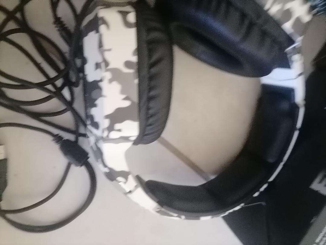 2 X ONIKUMA Wired Headset Stereo Gaming Headphone*