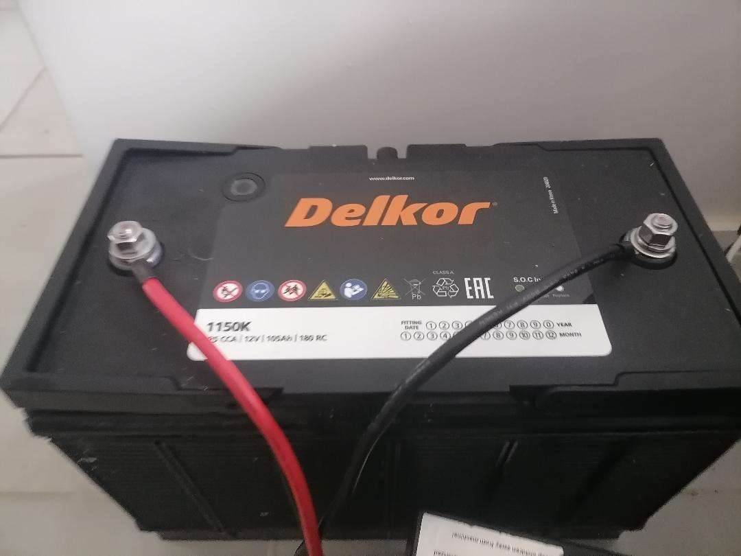 Ellies 1000VA/600W INVERTER WITH DELKOR 1150K BATTERY
