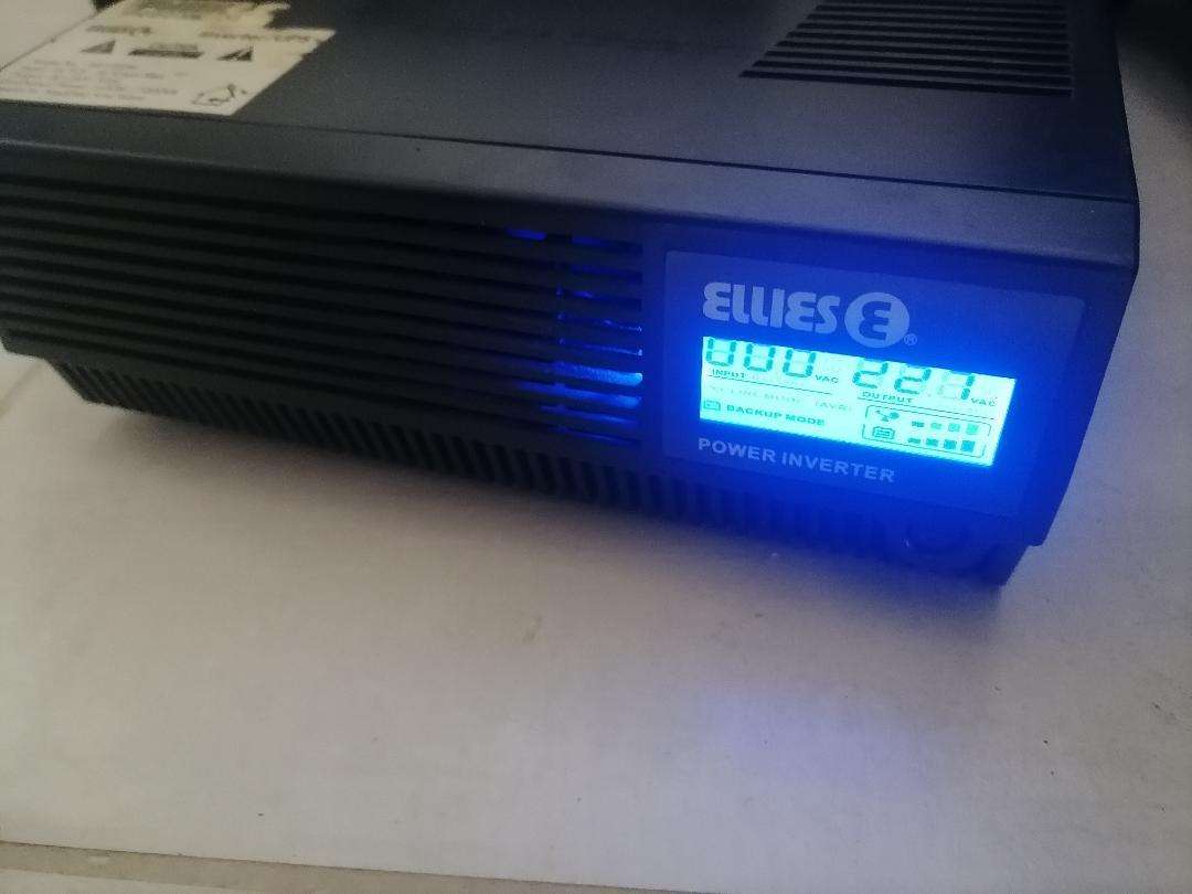 Ellies 1000VA/600W INVERTER WITH DELKOR 1150K BATTERY