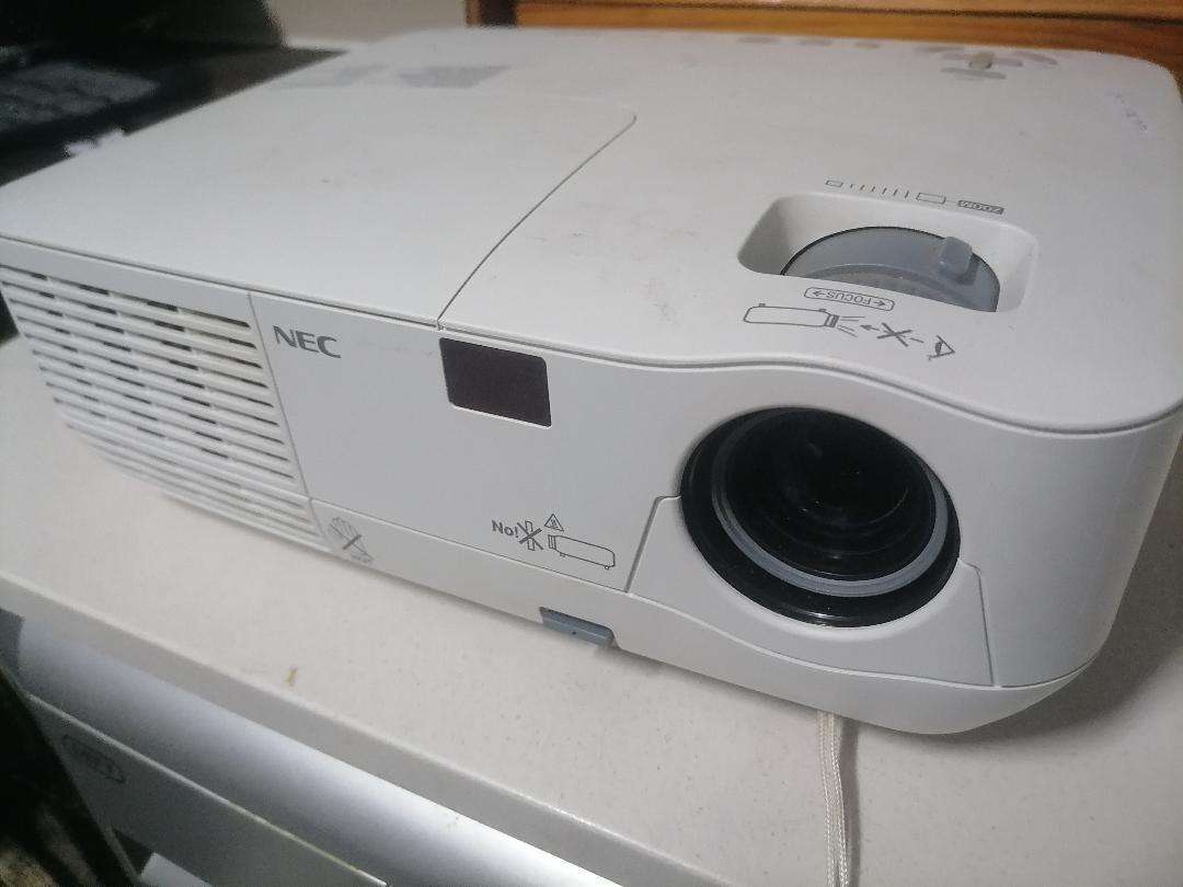 NEC Ultimate 3D Experience with a 3D ready DLP®Projector