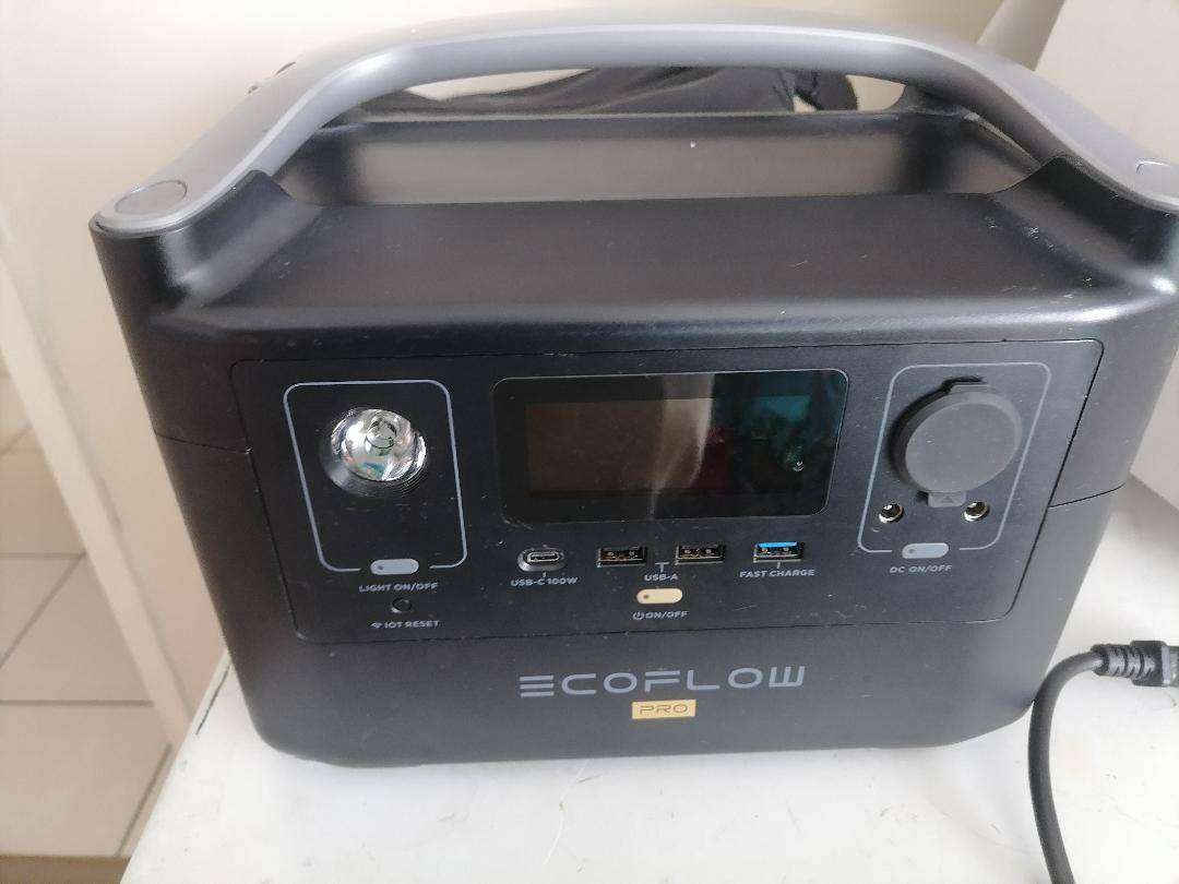 EcoFlow River Pro Portable Power Station  720Wh Capacity(not charging)