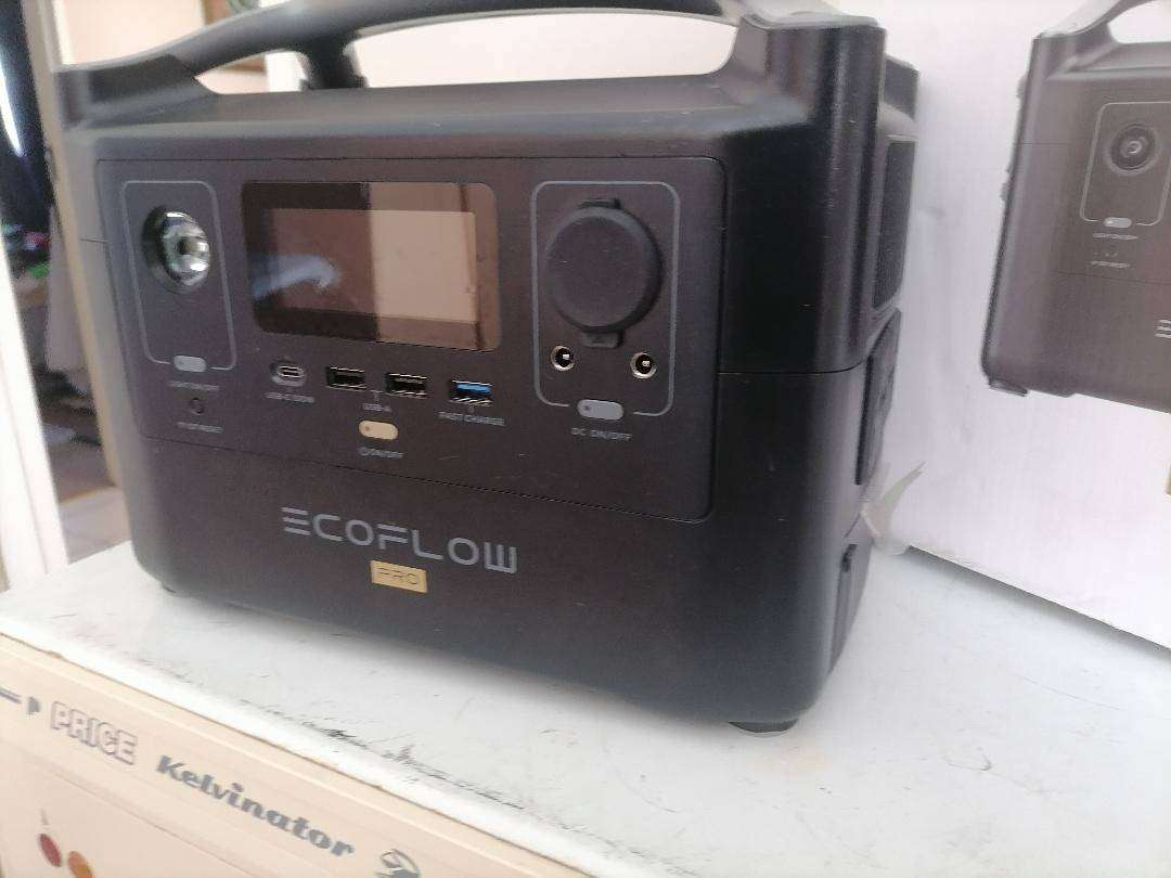 EcoFlow River Pro Portable Power Station  720Wh Capacity(not charging)