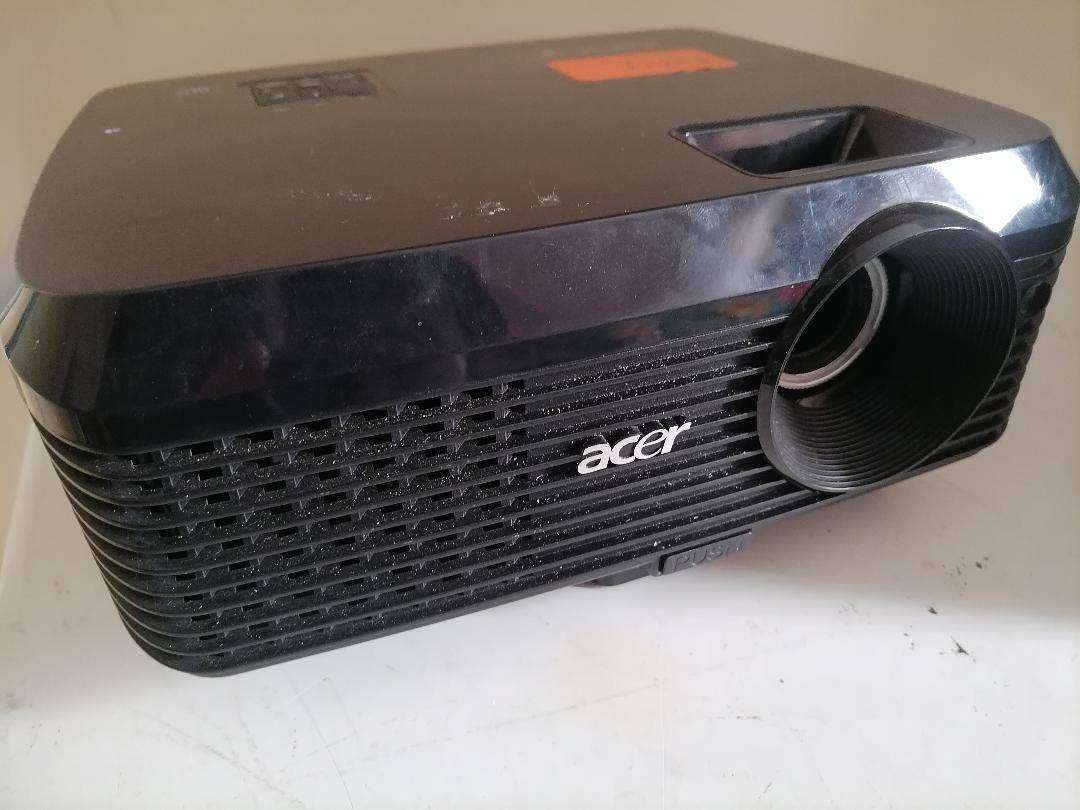 ACER X1130P DLP PROJECTOR