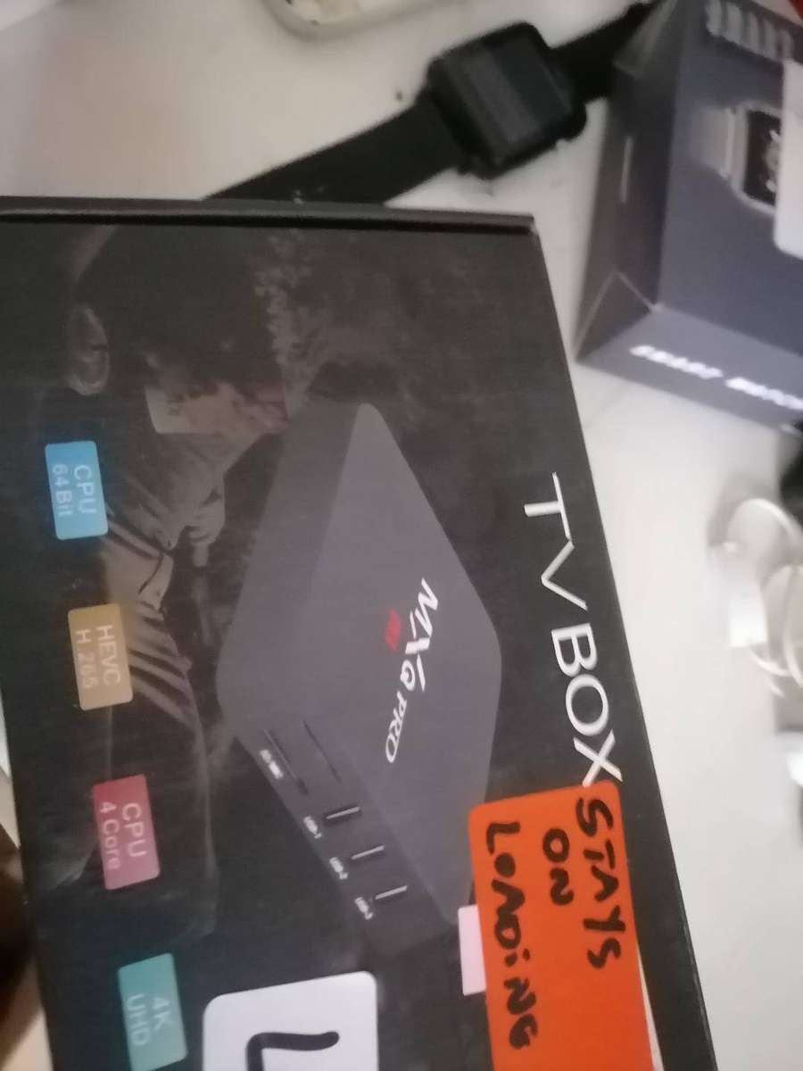 LOT OF ELECTRONICS*ONE BID FOR THE LOT*