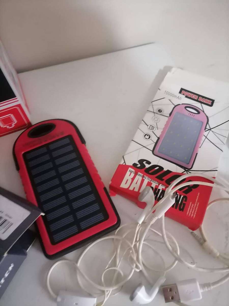 LOT OF ELECTRONICS*ONE BID FOR THE LOT*