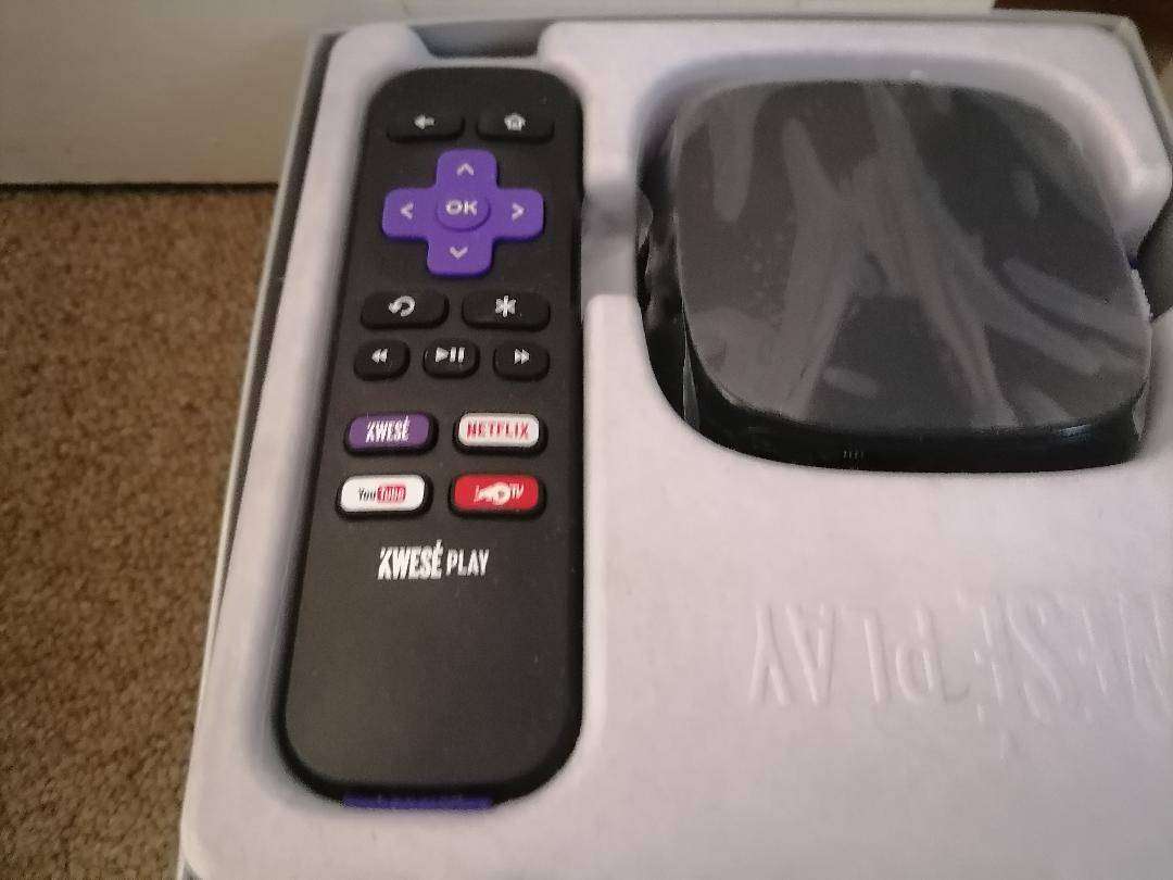 Lot of 4 x Smart TV Boxes - No Power Cords