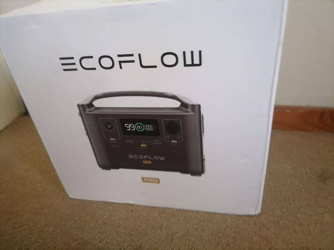 EcoFlow River Pro Portable Power Station  720Wh Capacity