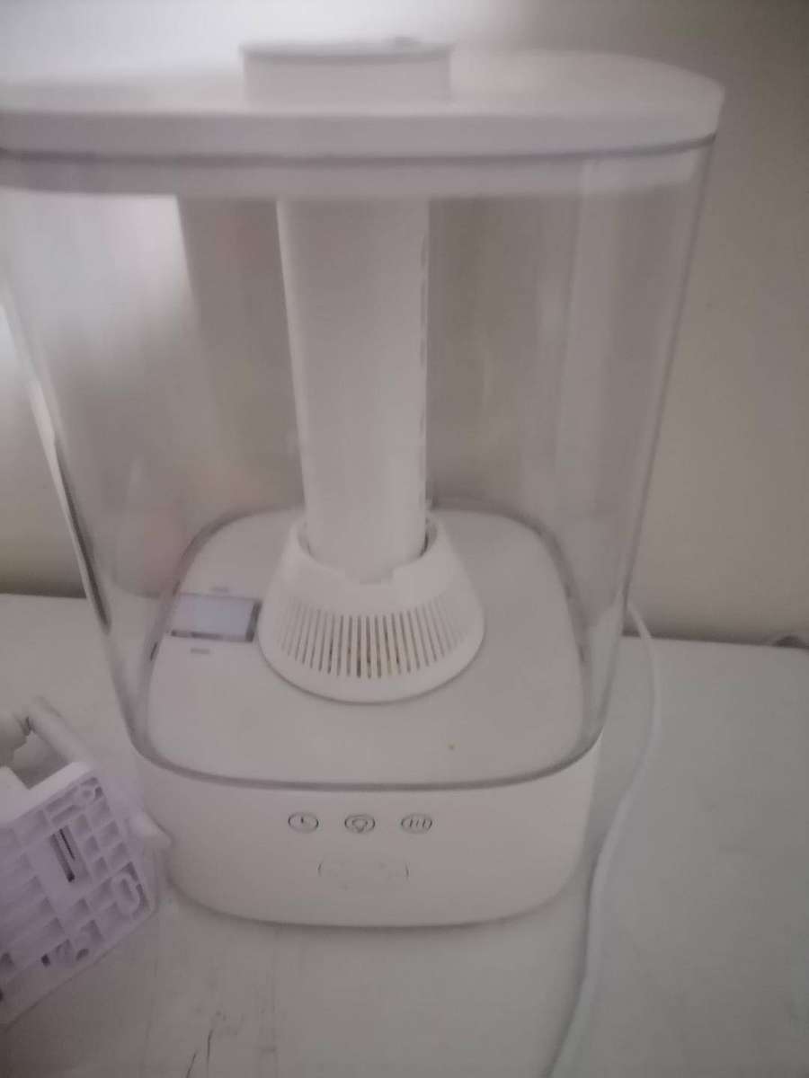 Lot of electronics - one bid for the lot