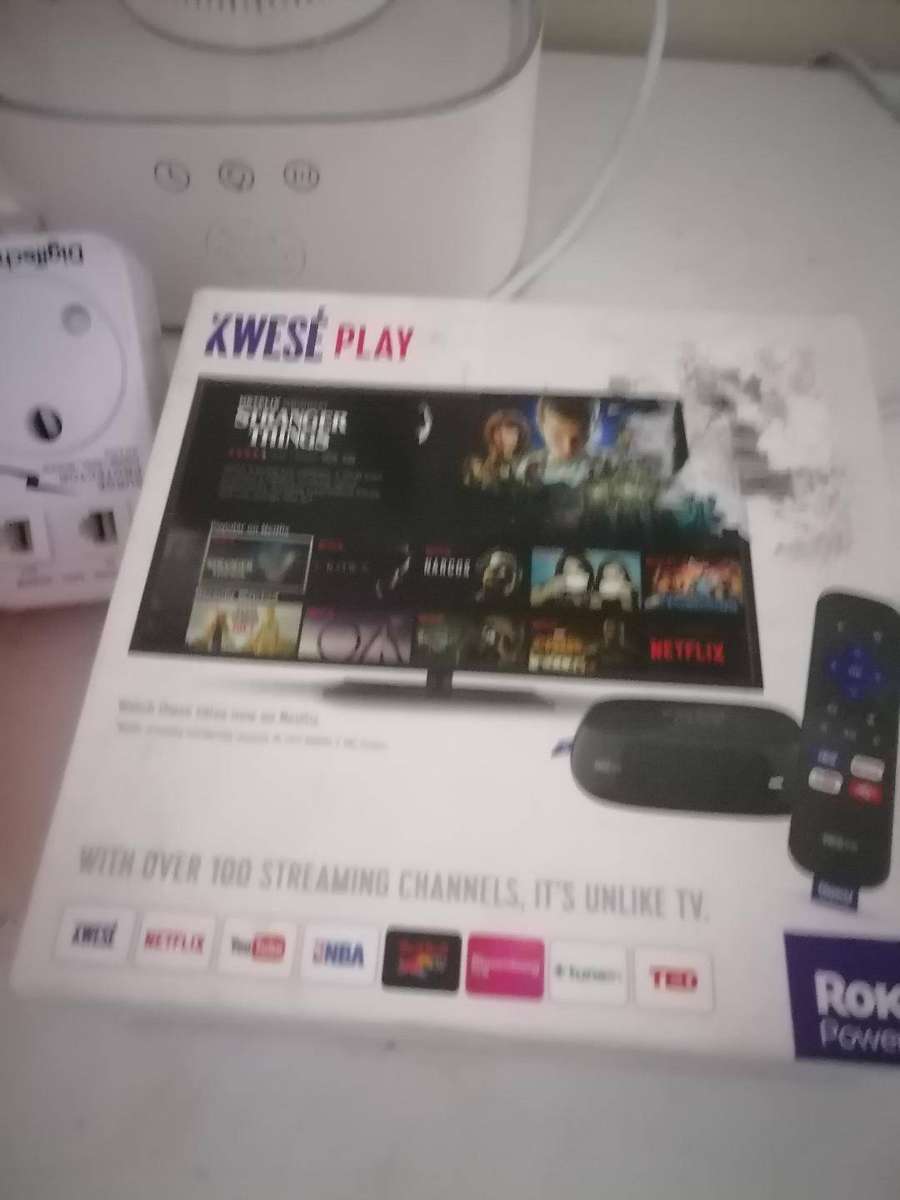 Lot of electronics - one bid for the lot