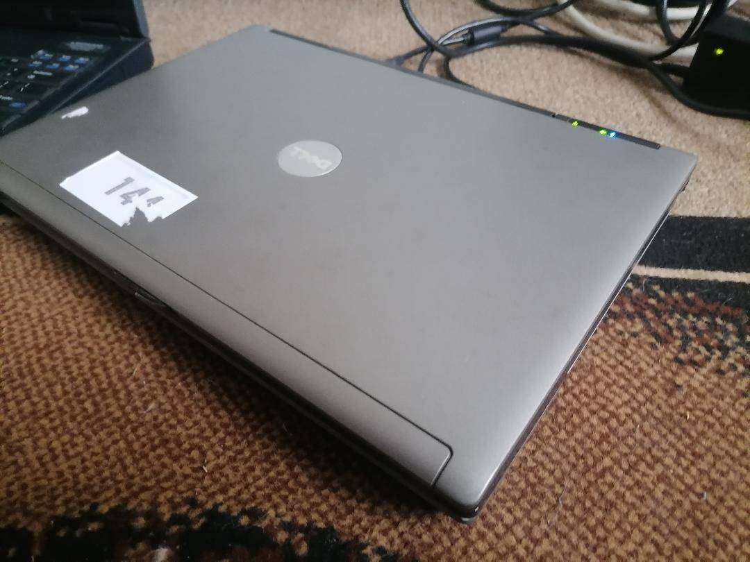 HP and Dell laptop bundle - one bid for both