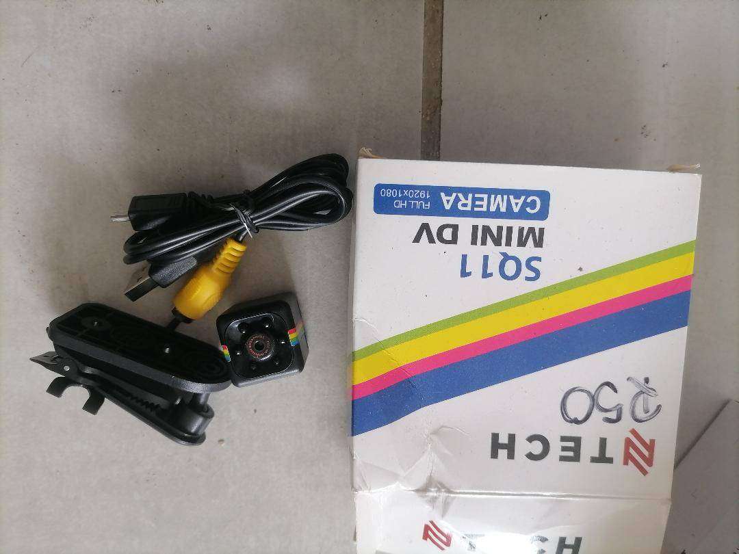 Lot of untested smart wifi cameras,action camera etc