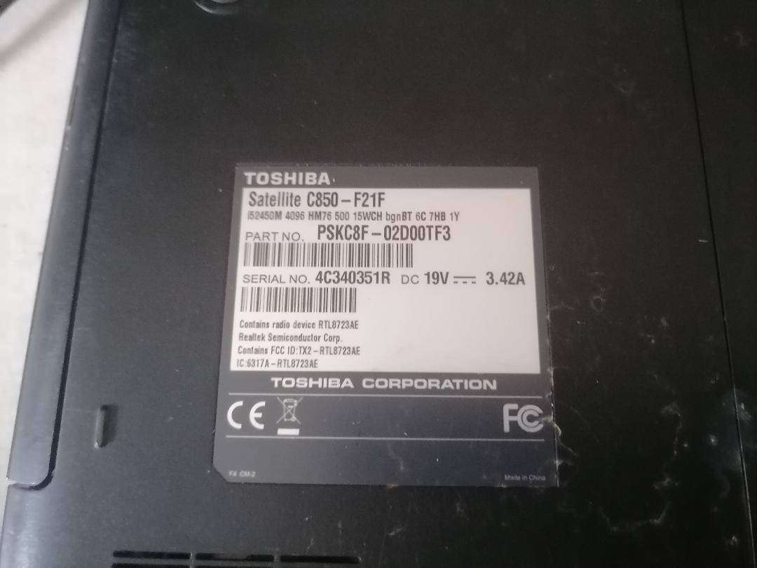 i5 (2nd Gen)Toshiba Satellite C850-F21F 15.6" Notebook Computer, 4gb ram, 500gb hdd*original charger