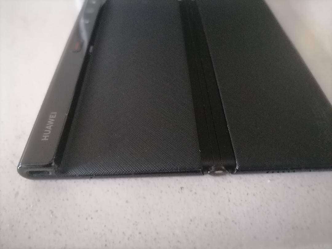 Huawei Mate SX2 fold phone*Retails for R40 000**