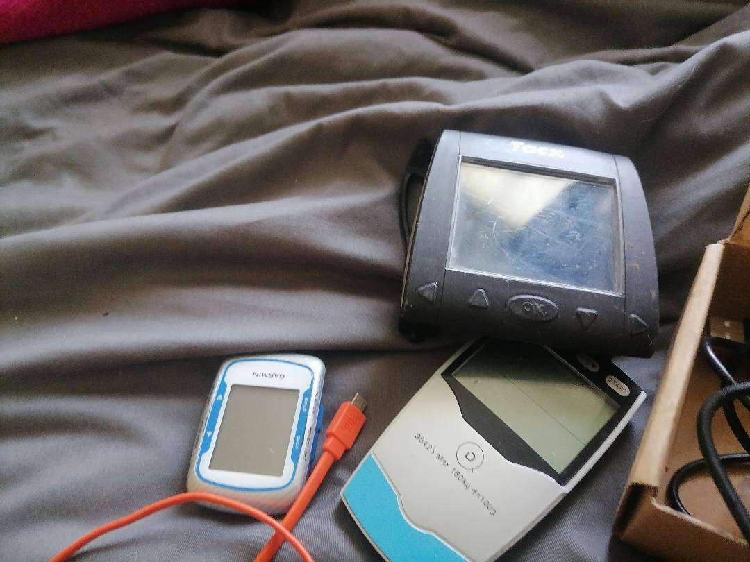 Lot of Electronics*one bid for the lot*