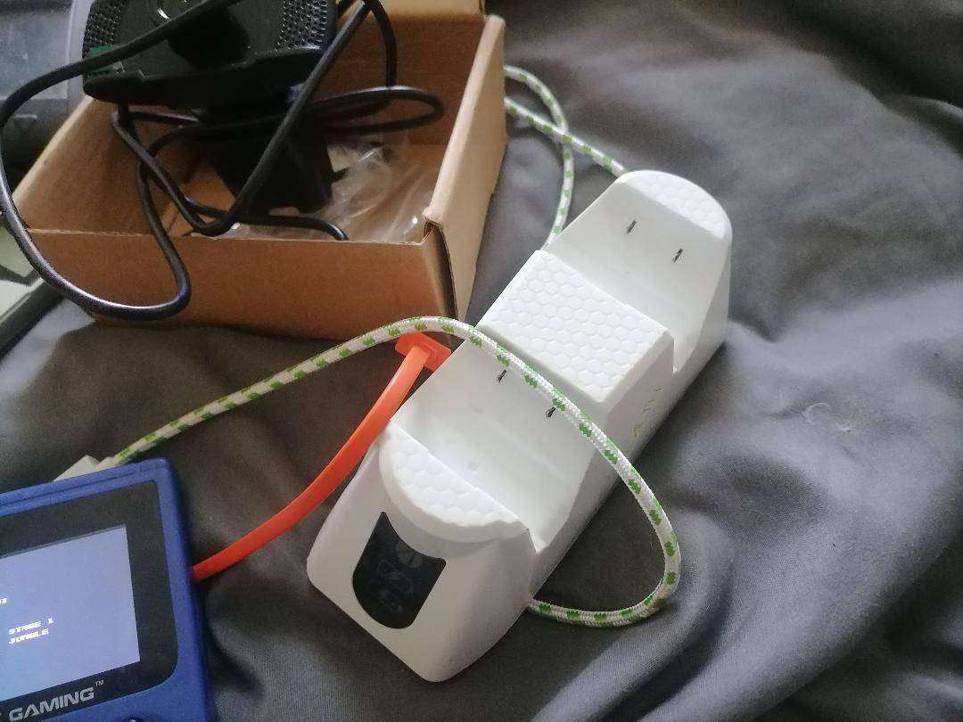 Lot of Electronics*one bid for the lot*