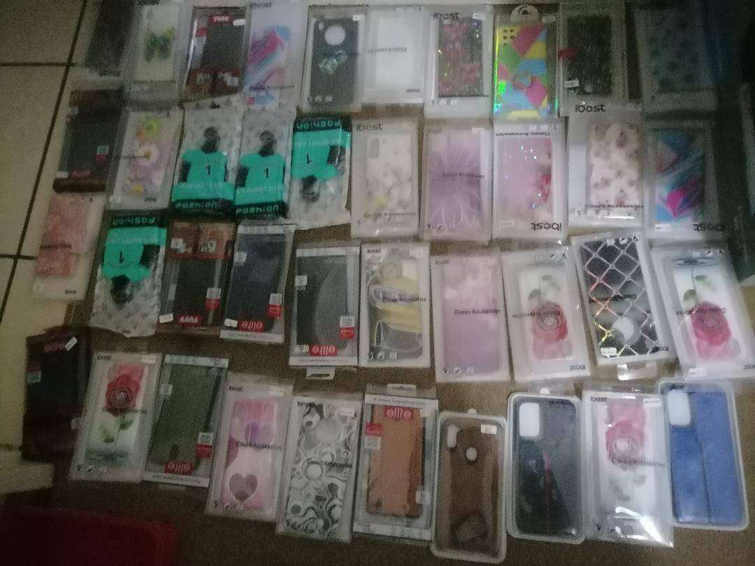 Cellphone covers lot of +-40 New