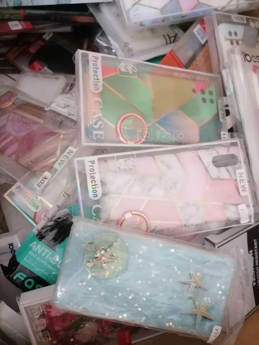 Lot of New Cellphone covers lot of +-100 New