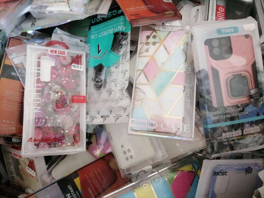 Lot of New Cellphone covers lot of +-100 New