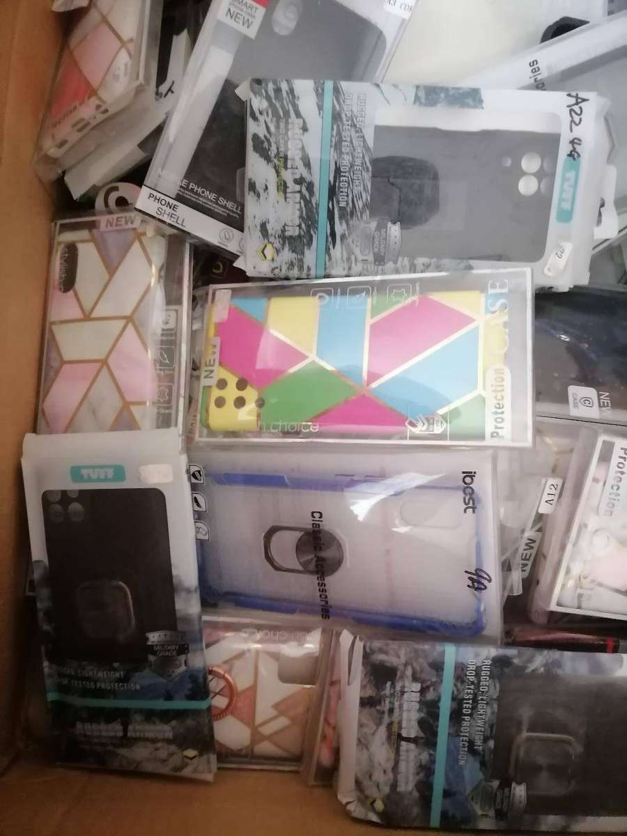 Lot of New Cellphone covers lot of +-100 New