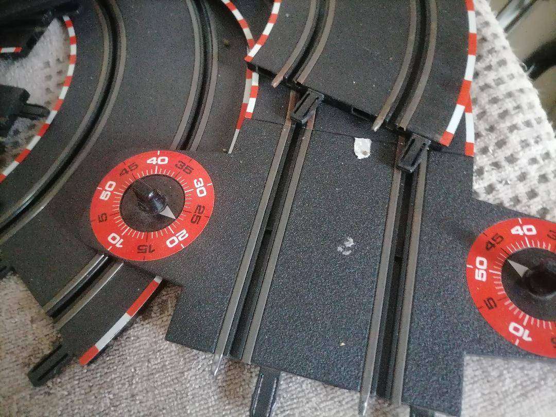 Lot of untested TV games, scale electric cars etc.