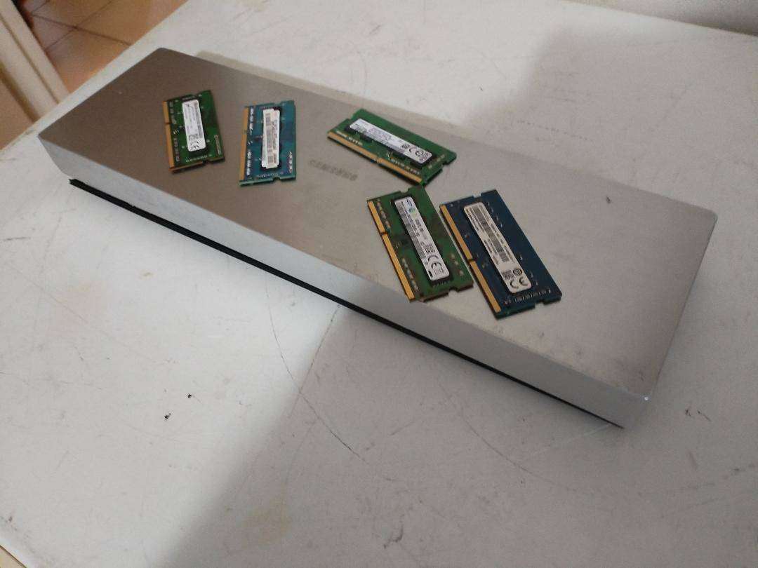 SAMSUNG JS9000 ONE CONNECT BOX+ 8gb/4gb/2gb RAM STICKS