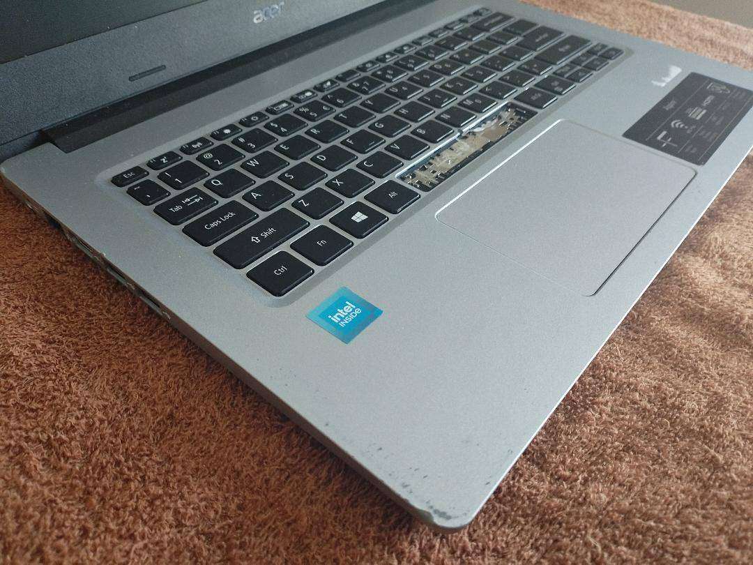 Acer Aspire 1 A114 Series N20Q1 14" Silver Laptop 4GB(missing space bar key)