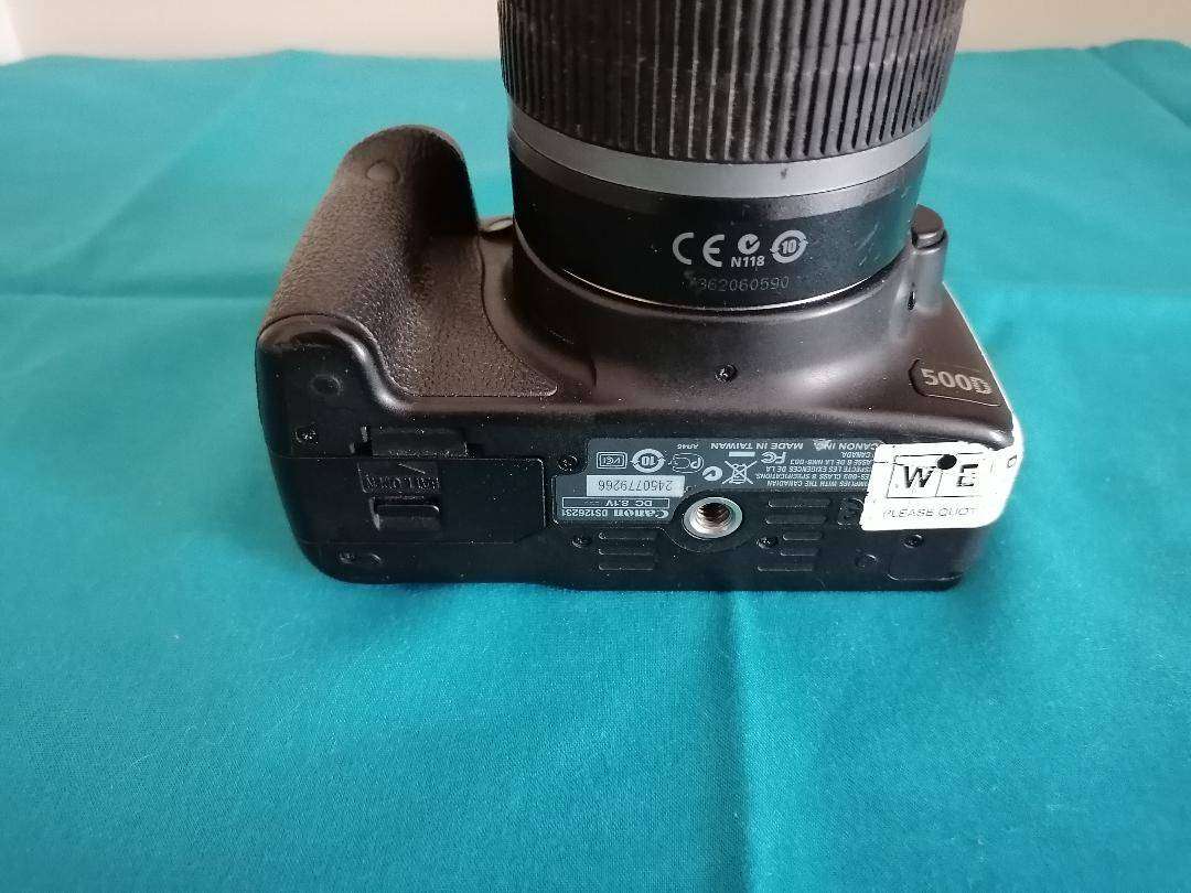 CANON EOS 500D CAMERA WITH LENS