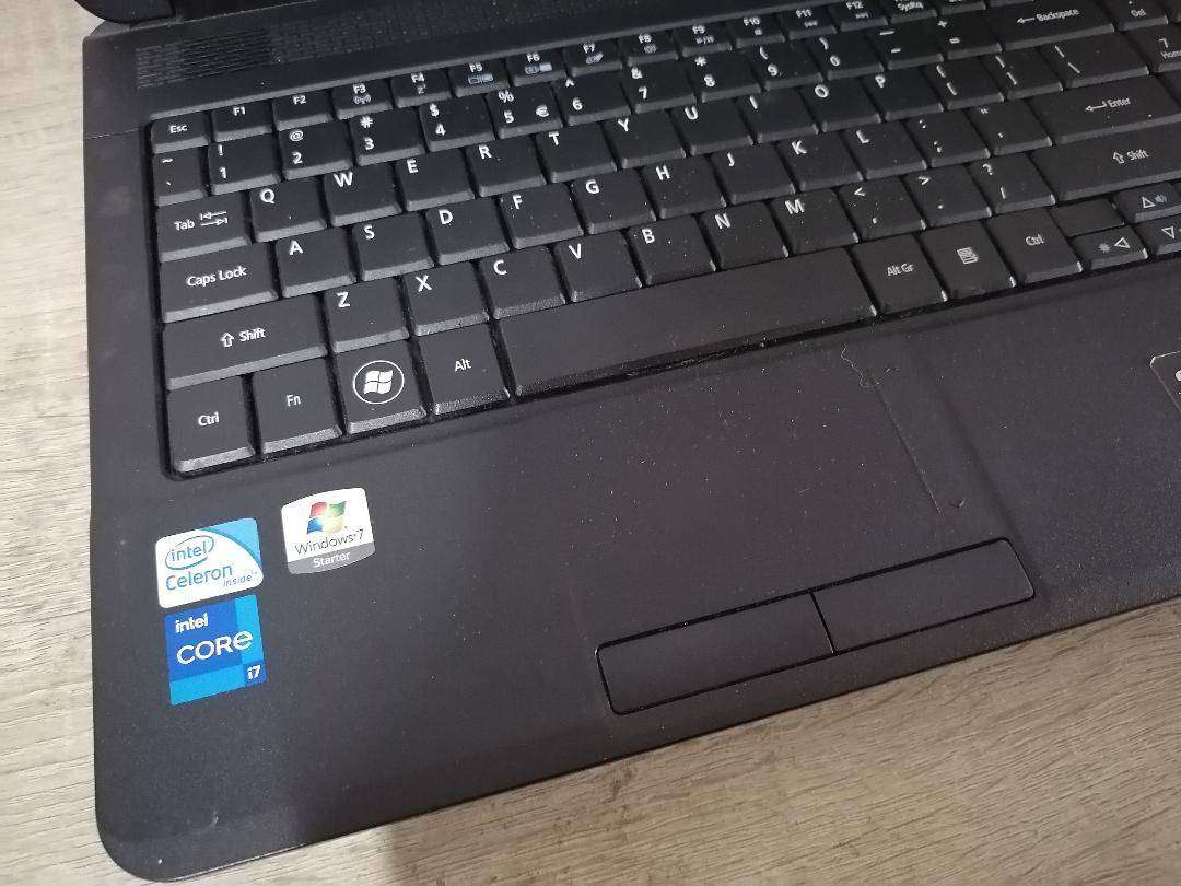 Dell and eMachine laptop bundle from storage - one bid for both