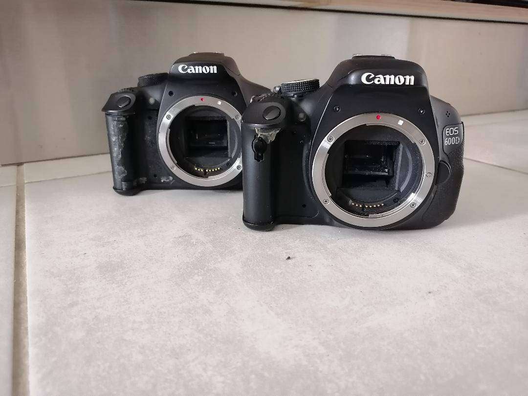 CANON EOS 1300D + CANON EOS 600D(ONE BID FOR BOTH)