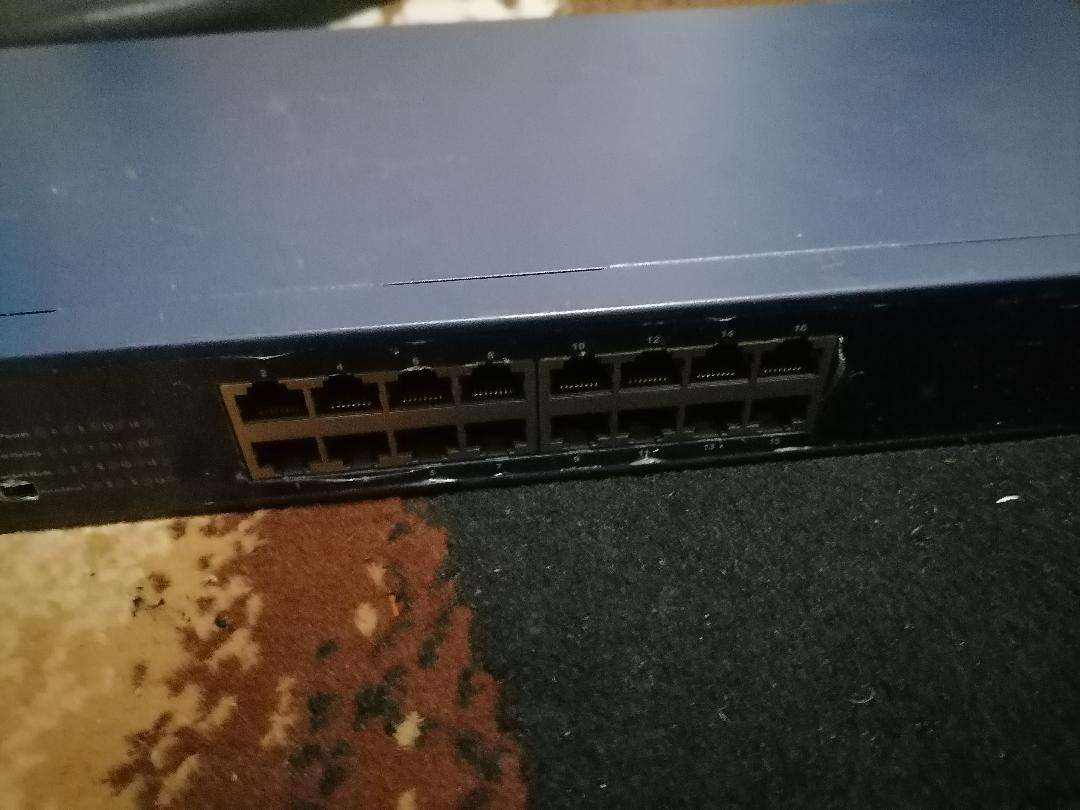 **LOT OF UNTESTED ELECTRONICS*ETHERNET SWITCH,HDD,UPS BATTERIES,SMART TV BOX*ONE BID FOR LOT*