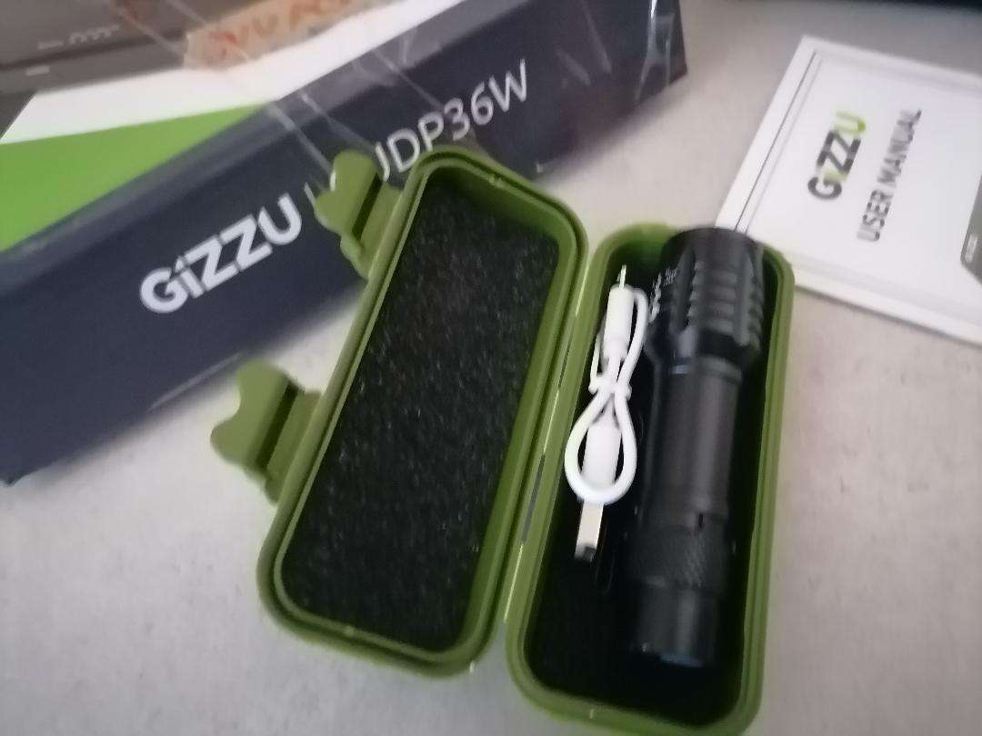 Lot of defective electronics - one bid for the lot as per pics