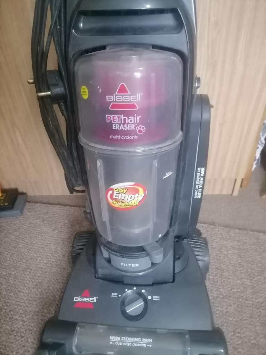 BISSELL 10N6Y PET HAIR ERASER MULTI CYCLONIC COMMERCIAL VACUUM