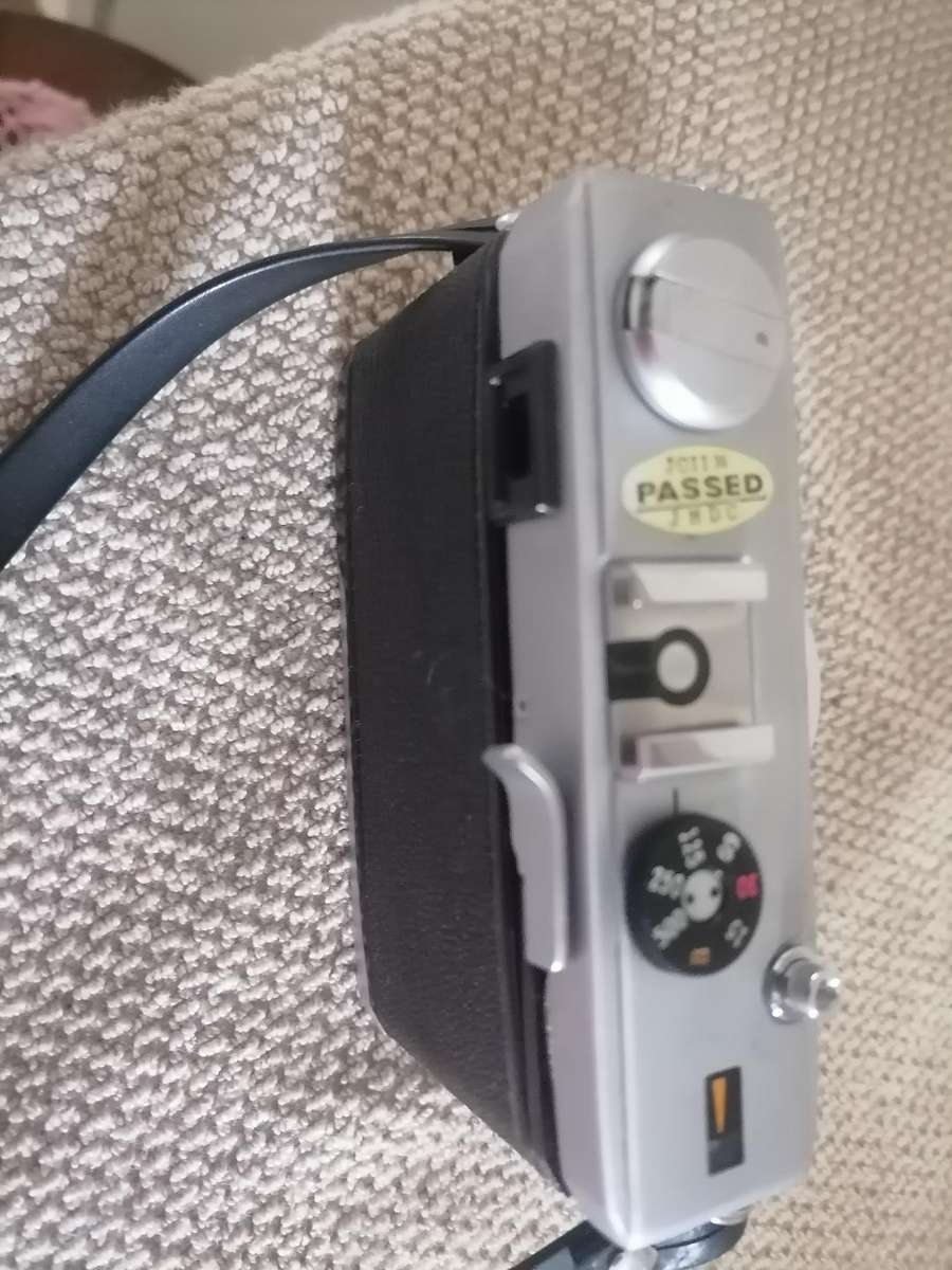 Olympus 35 RC Rangefinder Film Camera E.Zuiko 1:2.8 f42mm