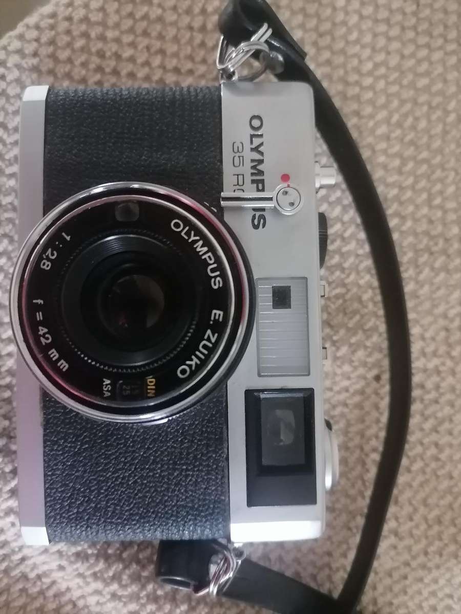 Olympus 35 RC Rangefinder Film Camera E.Zuiko 1:2.8 f42mm