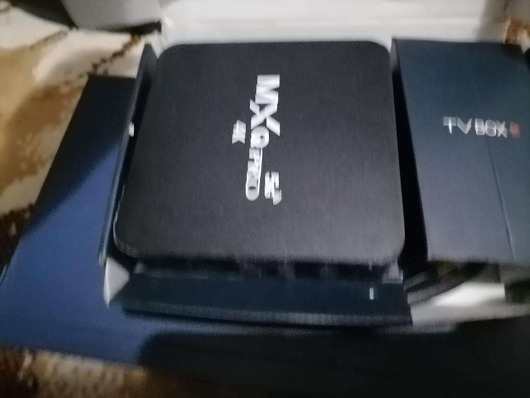 **LOT OF UNTESTED ELECTRONICS*ETHERNET SWITCH,HDD,UPS BATTERIES,SMART TV BOX*ONE BID FOR LOT*