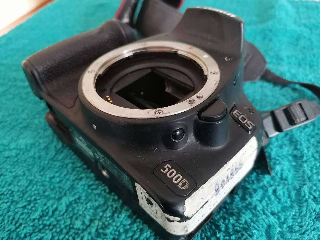 CANON EOS 500D CAMERA BODY